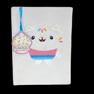 NEW Gabby's Dollhouse PLUSH Cakey Cat ACTIVITY BOOK Scholastic 2024 Dreamworks